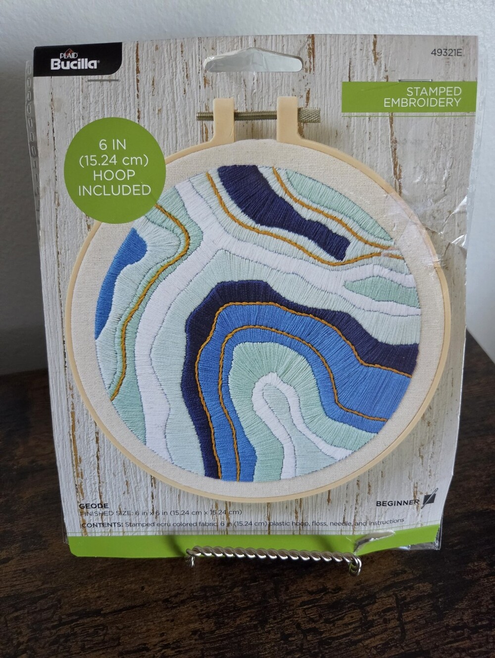 Plaid Bucilla Geode Stamped Embroidery Kit